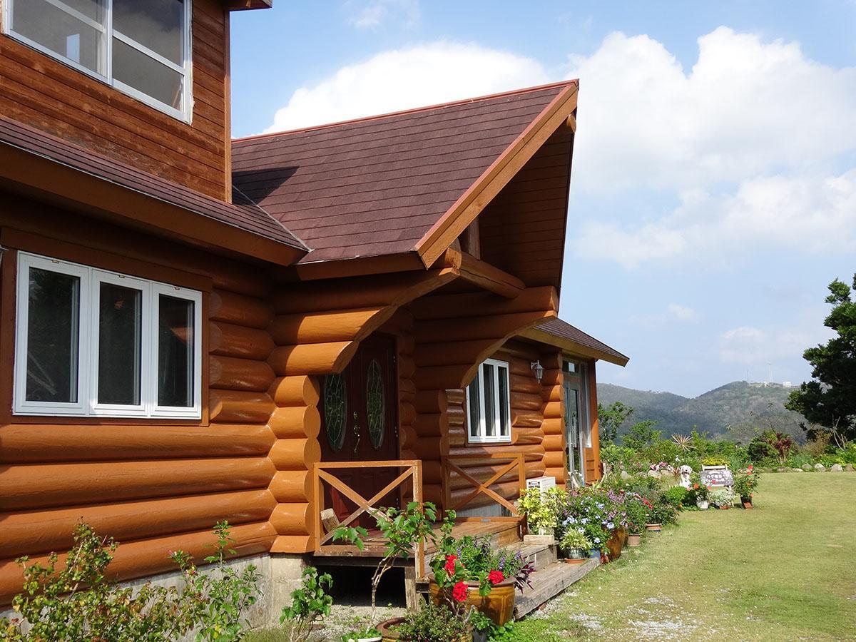 Log Pension Izumigamori 모토부 외부 사진